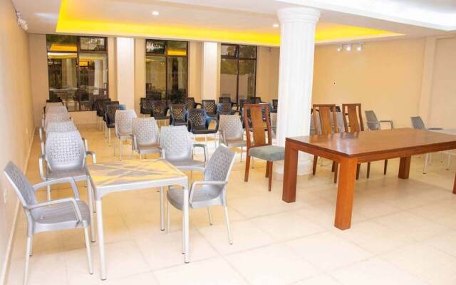 Grand Forty Hotel Kisumu	