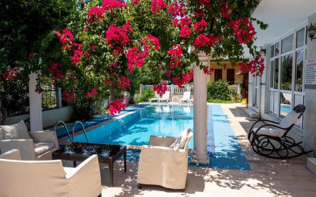 Serenity Lara Hotel