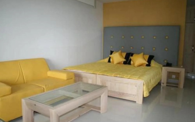 Summer Retreat Hotel