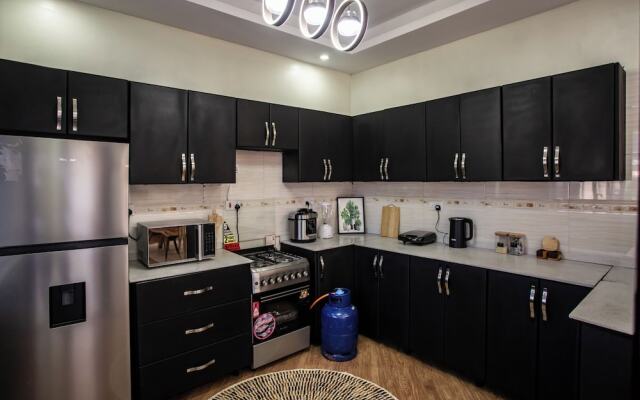 Akiiro Homes