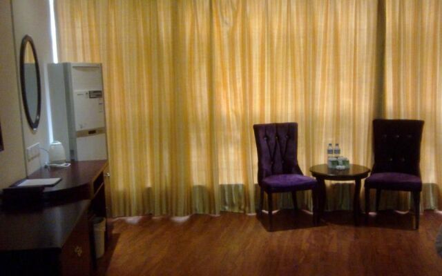 GreenTree Inn Gaoyou Tonghu Road Beihai Express Hotel