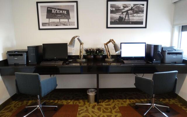 Best Western Plus Jonesboro Inn and Suites
