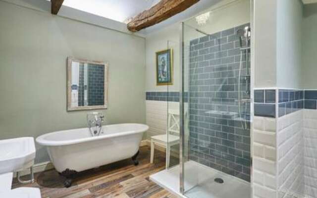 Host Stay The Farmhouse