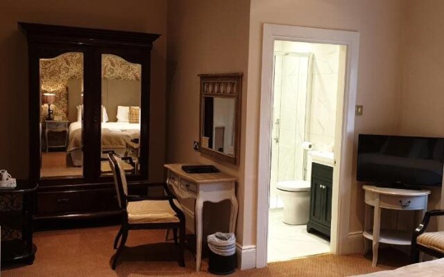 Listowel Arms Hotel