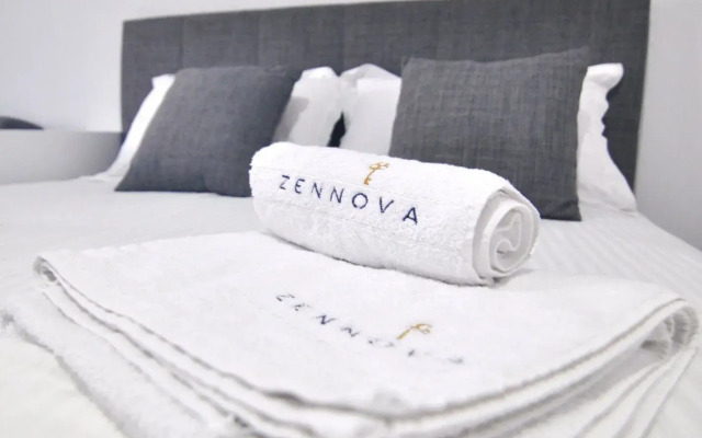 Zennova #28 Sirene Luxury Studio