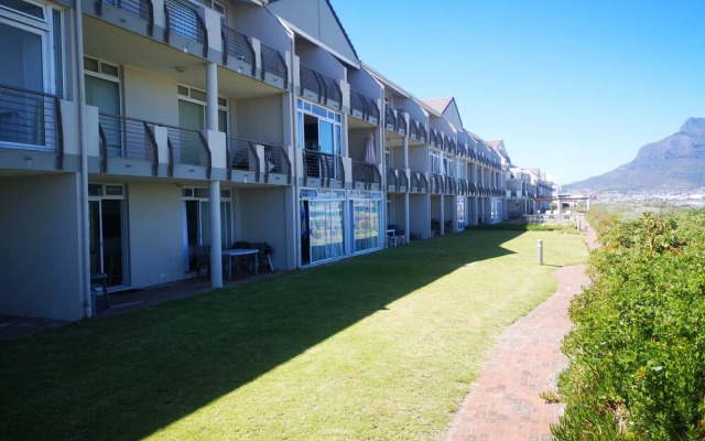 Family Cape Town Beachfront Apartment