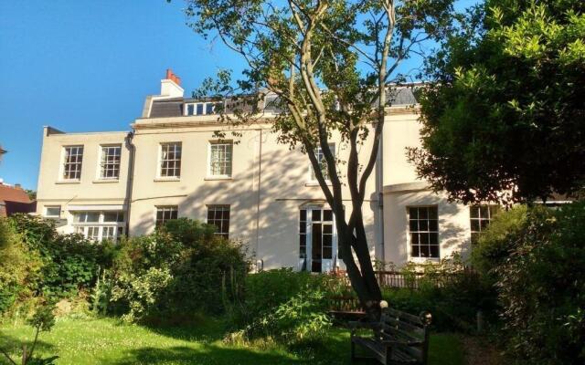 Temple Lodge Club