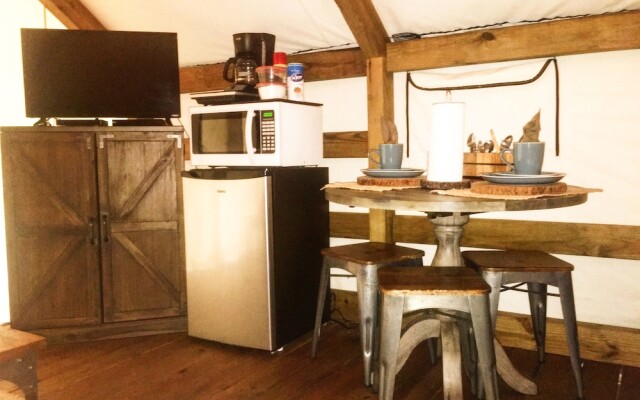 Geronimo Creek Retreat Glamping Cabin #3