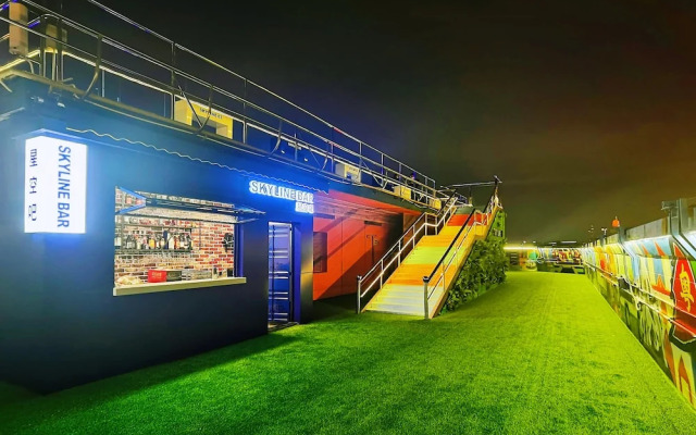 Guangdong International Building （South Gate 2）