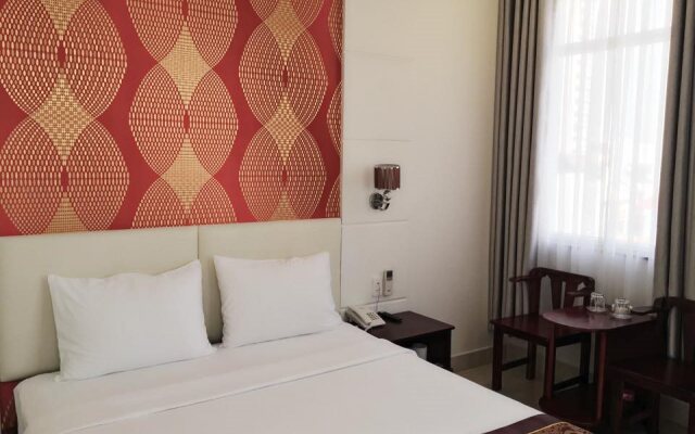 LiLLy Hotel