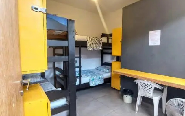 Hostel Brooklin - Hospedagem c/ café da manhã R$ 69,00