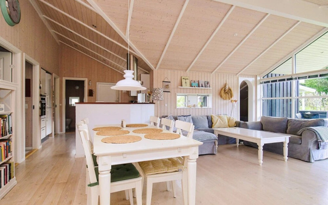 8 Person Holiday Home in Horve-by Traum