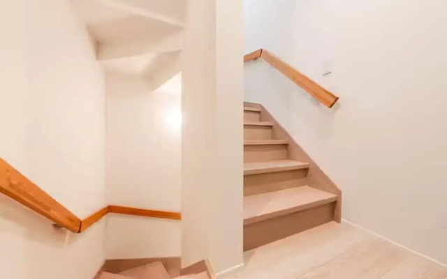 M3Corner 1 goushitsu building