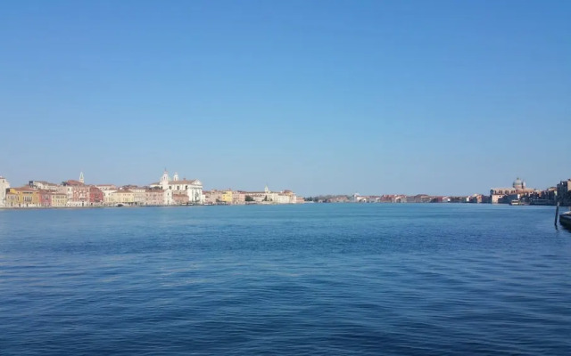 Venice Home