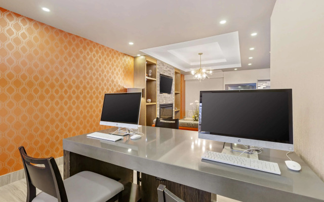 Best Western Plus Executive Inn