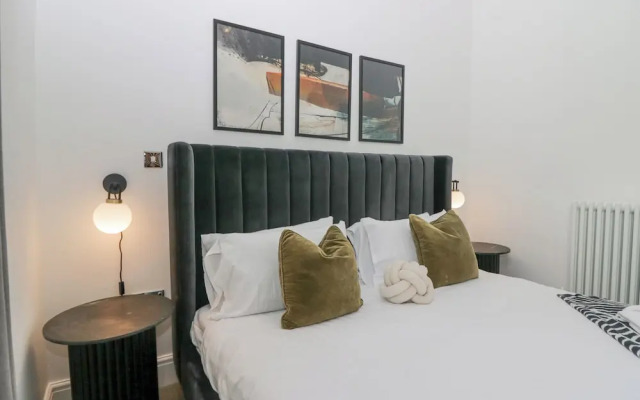 The Myles Suite Stone Cross Mansion