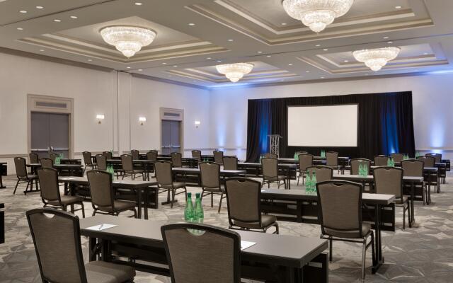 Crowne Plaza College Park - Washington DC by IHG