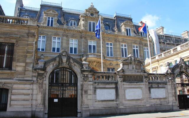 Escalille le Voltaire
