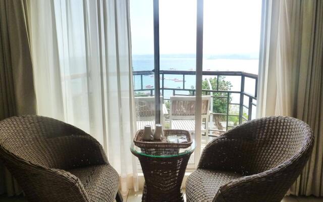 Haku Beach Days Inn
