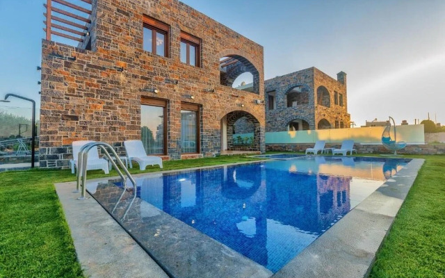 Turtuli Villas By Checkin