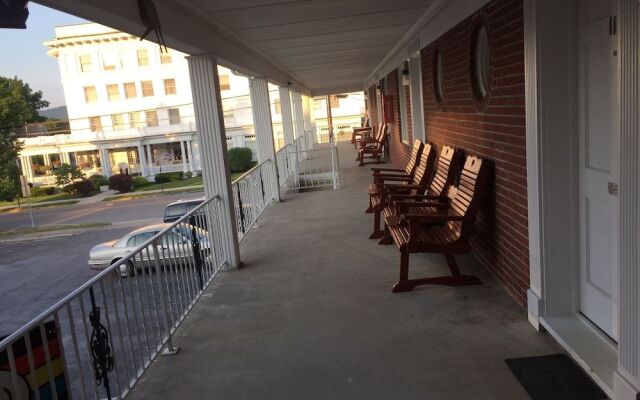 Motel Townhouse