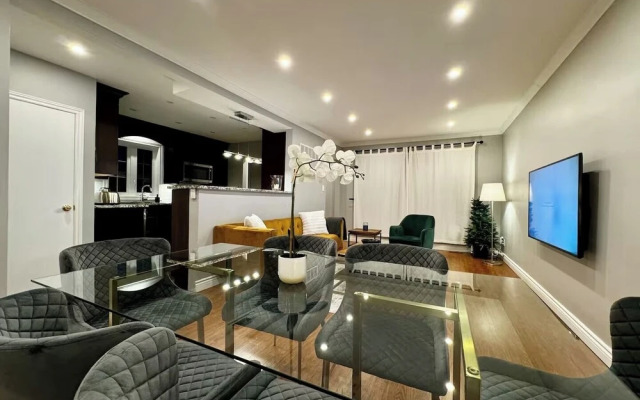 Chic Urban Oasis