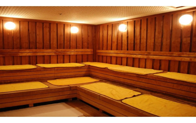 Royal Tainai Park Hotel