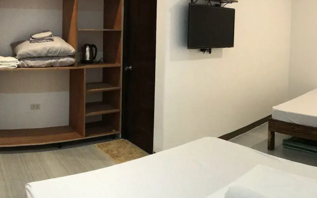 Seabreeze Beach Lodge