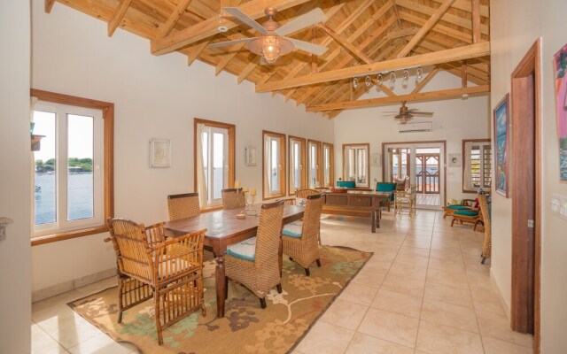 Casa Delfin 3 Bedroom Home