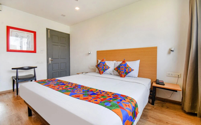 Hotel Alpha Centre by OYO Rooms