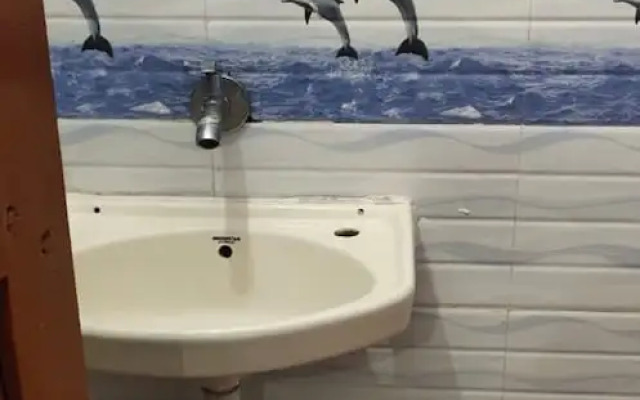 Goroomgo Shiv Kailash Barkot