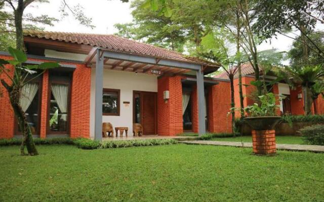 Villa Bukit Pinus