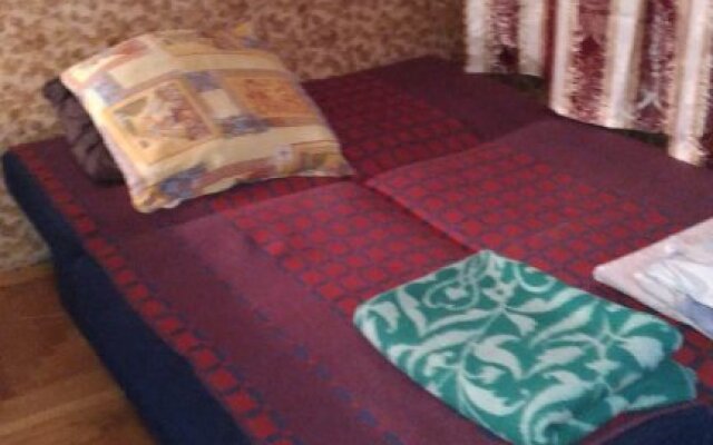 Na Efremova Apartments