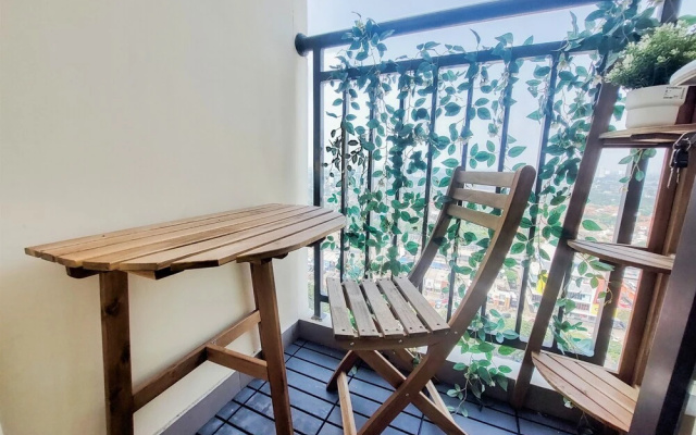 Simply And Cozy Living Studio Transpark Bintaro Apartment – Balcony – South Tangerang