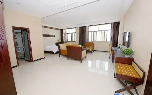Rongcheng Maofeng Holiday Hotel