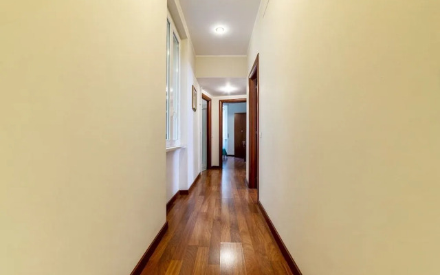 Piazza Re di Roma Apartment