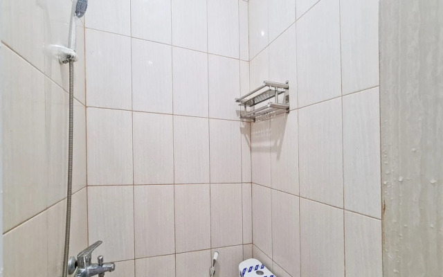 SPOT ON 92037 Jokotole 2 Homestay