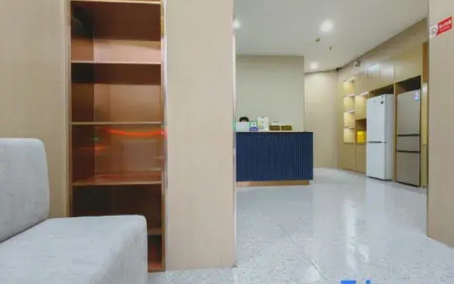 Youth Hostel (Shanghai Global Harbor)