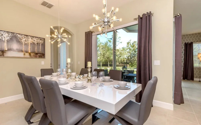 5bed 5Ba Reunion Villa W.pool