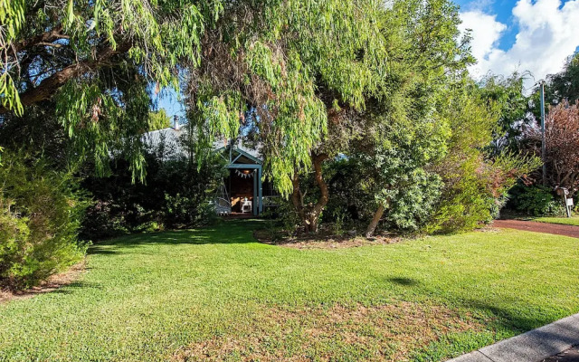 A Fairy Wren Cottage