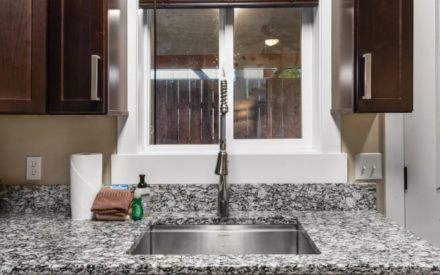 The Yellowstone Hideaway Unit C