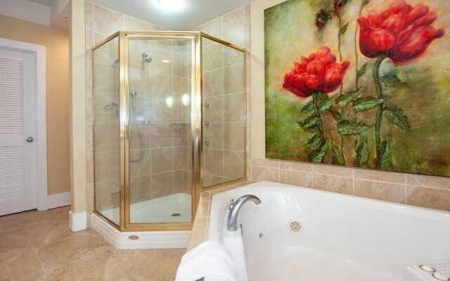 Crc1001 2 Bedroom Condo