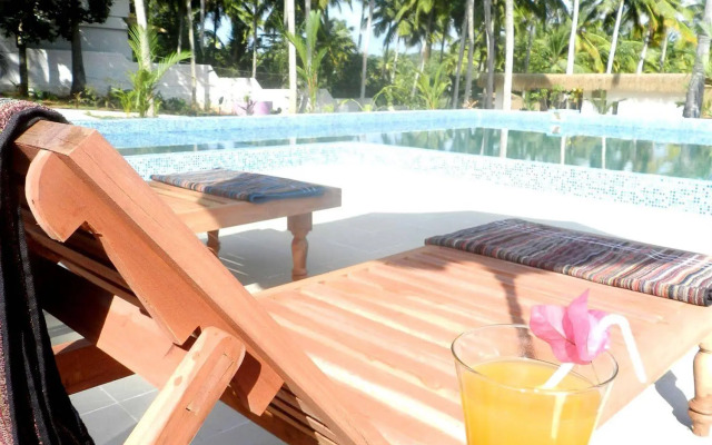 Phoenix Island Resort