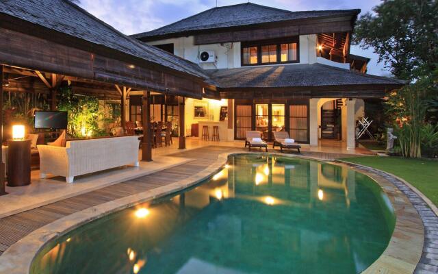 Adelle Villas Seminyak Bali - 3 Bedroom Villas