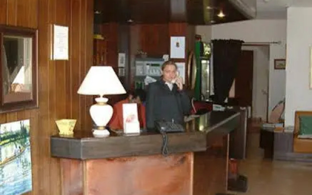 Hotel 33