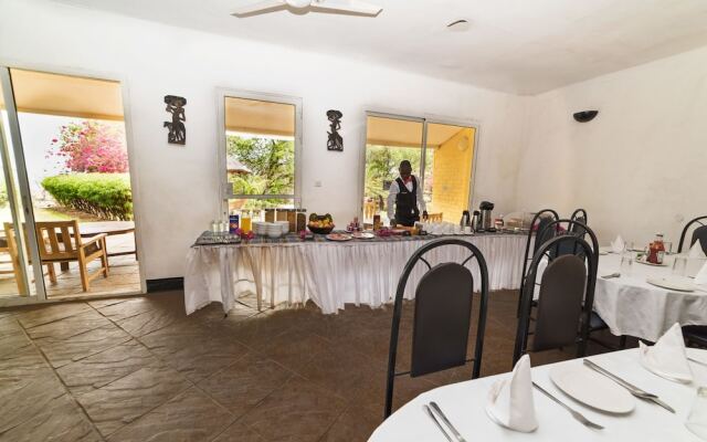 Safari Beach Lodge