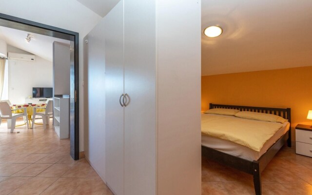 Amazing Home in Jadranovo With Wifi and 1 Bedrooms