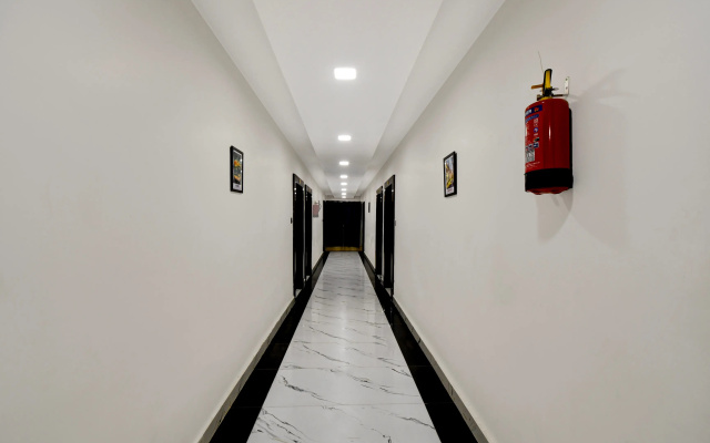 Fabhotel The Oak Tree