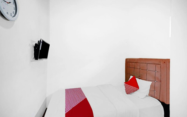 Hotel O Stm Suite Near Amplas Bus Terminal