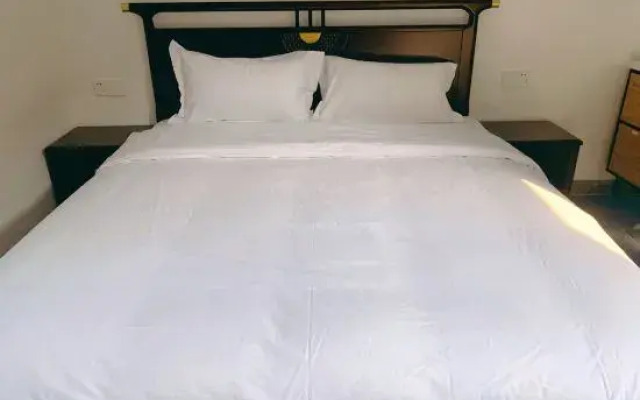 Jinan Hetang Homestay (Daming Lake Furong Street)